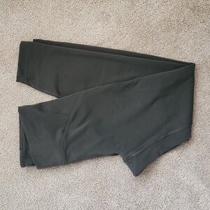 Lululemon instill Legging, size 6, dark olive